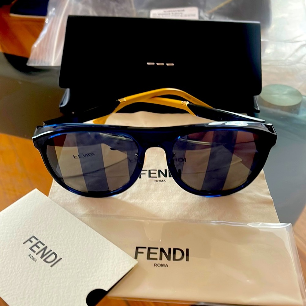 Fendi authentic sunglasses.  FF m0085